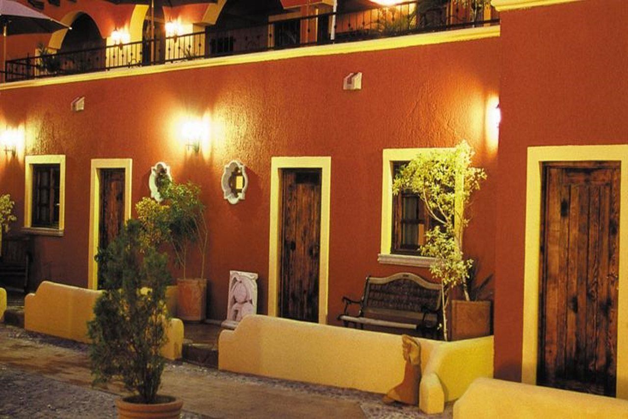 Posada De Las Flores ラパス エクステリア 写真